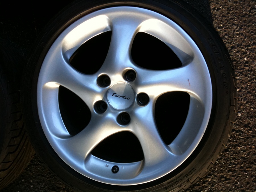 Name: 996tt hollow spokes 002.jpg
Views: 61
Size: 179.8 KB