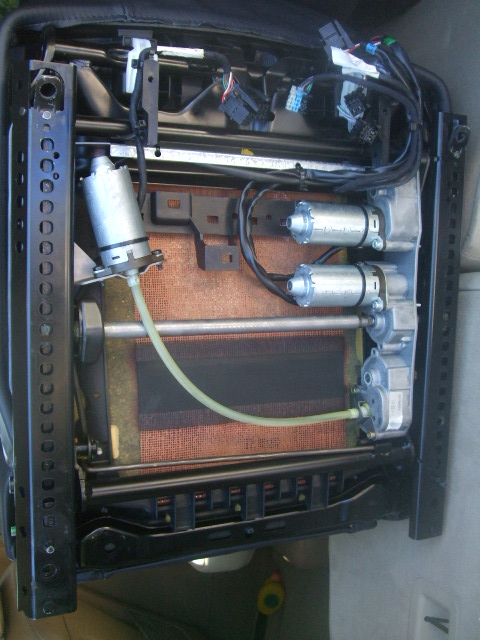 Name:  drivers seat bottom.jpg
Views: 137
Size:  110.9 KB