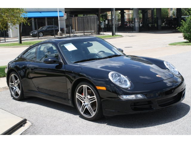 Name:  2007 911 C4S front passenger.bmp
Views: 324
Size:  900.1 KB