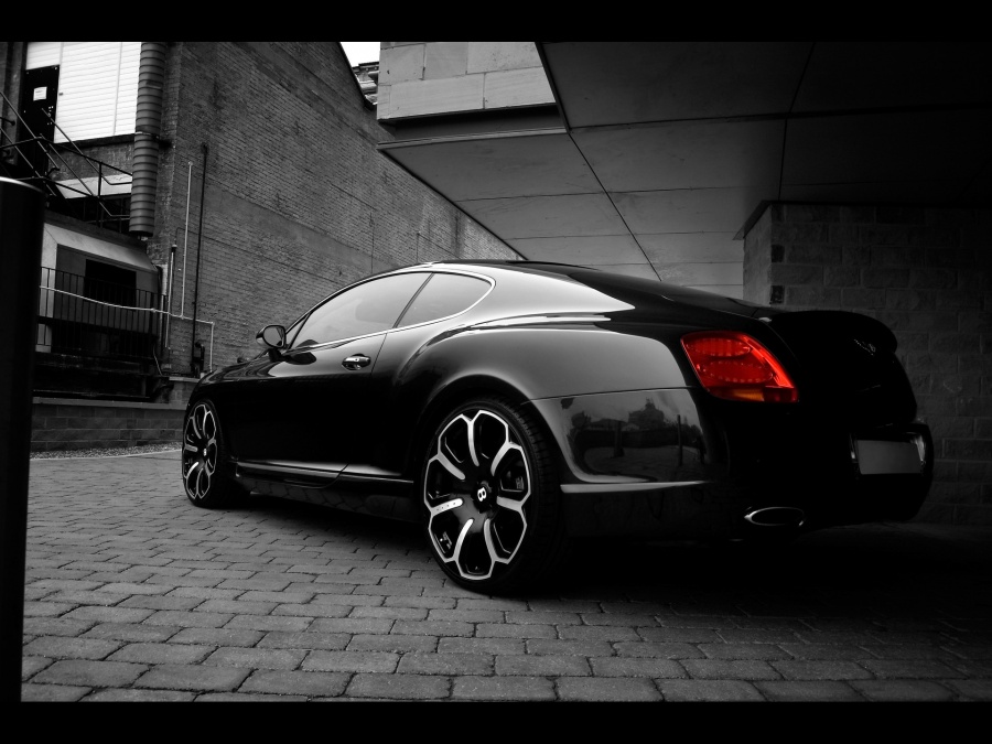 Name:  2008-Project-Kahn-Bentley-GTS-Black-Edition-Rear-Angle-1920x1440.jpg
Views: 285
Size:  167.5 KB