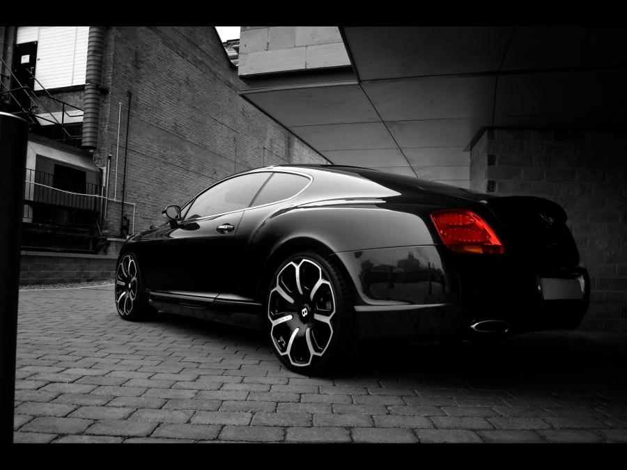 Name:  2008-Project-Kahn-Bentley-GTS-Black-Edition-Rear-Angle-1920x1440.jpg
Views: 303
Size:  167.5 KB