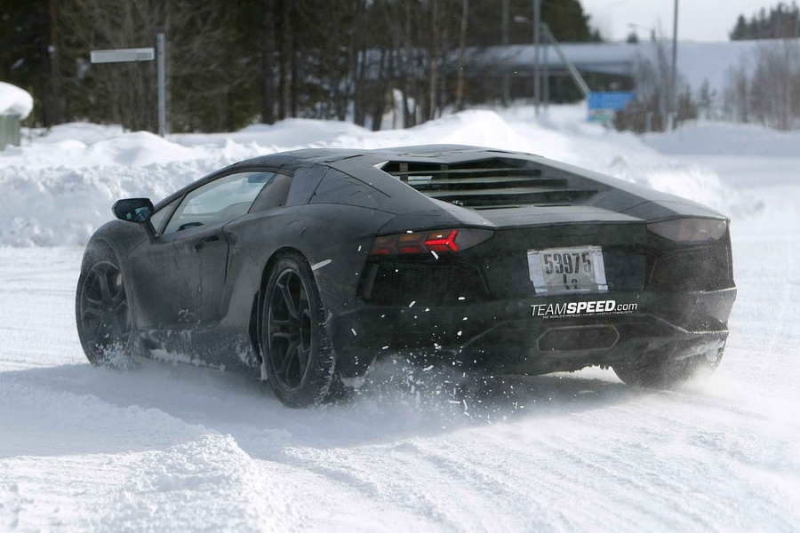 Name: Lamborghini Aventador Roadster 003 copy.jpg
Views: 92
Size: 174.8 KB