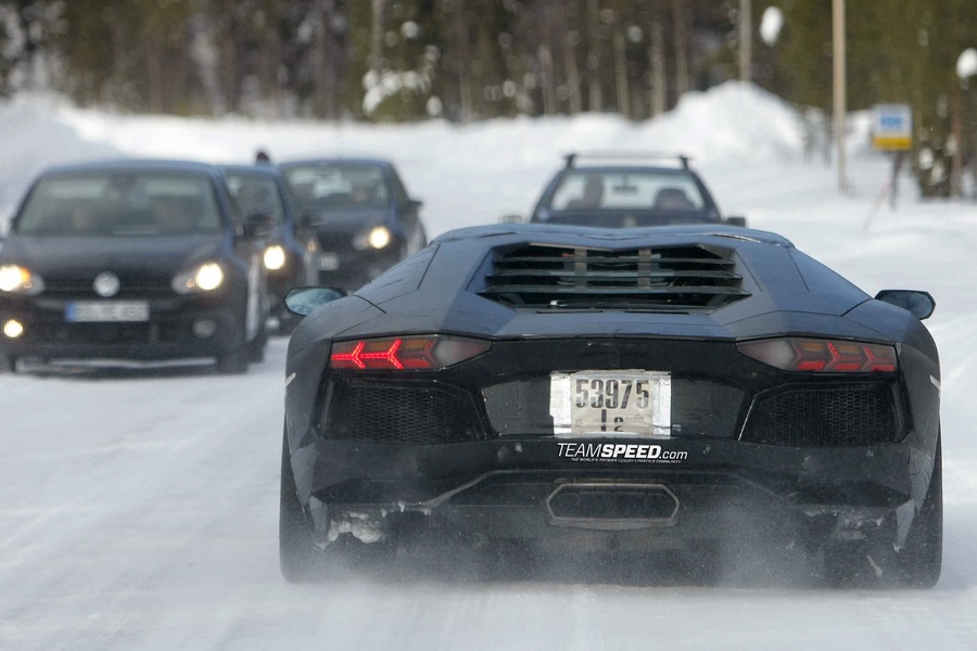 Name:  Lamborghini Aventador Roadster 005 copy.jpg
Views: 67
Size:  144.7 KB