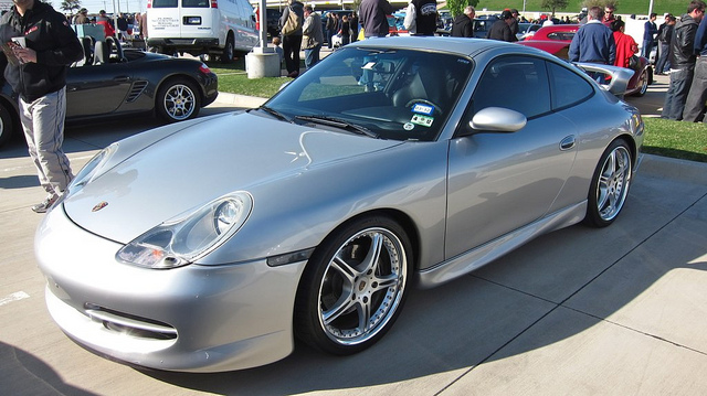Name:  Porsche 911-2.jpg
Views: 131
Size:  141.0 KB