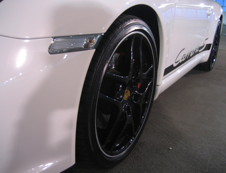 Name:  black rims.jpg
Views: 1304
Size:  141.4 KB