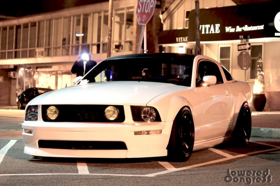 2006 Mustang Gt V8 White With Red Interior 6speedonline
