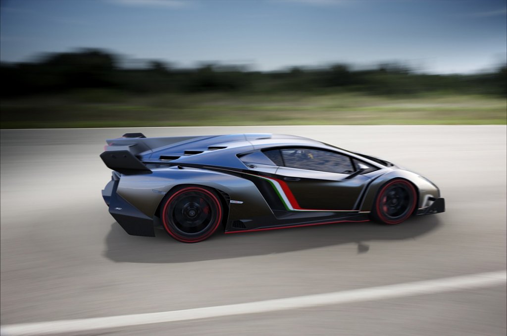 Click image for larger version
Name: 003-lamborghini-veneno.jpg
Views: 313
Size: 159.1 KB
ID: 217744