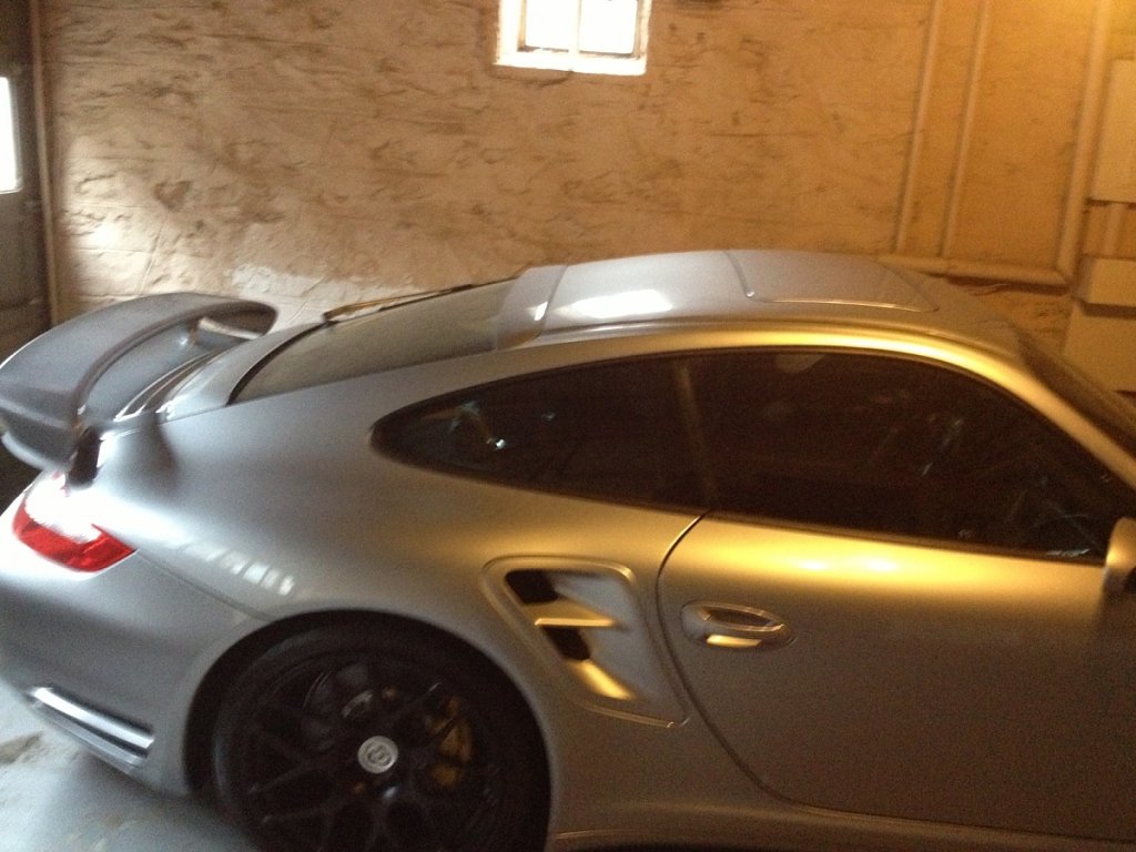 Click image for larger version

Name:	Photo from my garage late last night1.jpg
Views:	127
Size:	319.1 KB
ID:	218750