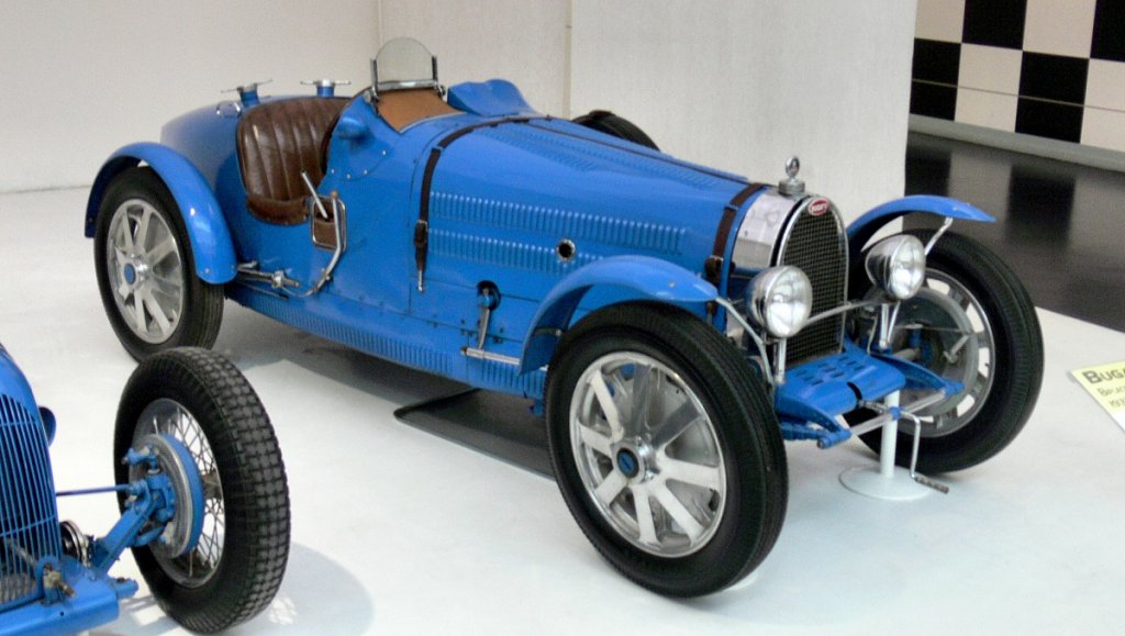 Click image for larger version

Name:	Bugatti_Type_51A.jpg
Views:	2743
Size:	265.2 KB
ID:	226619