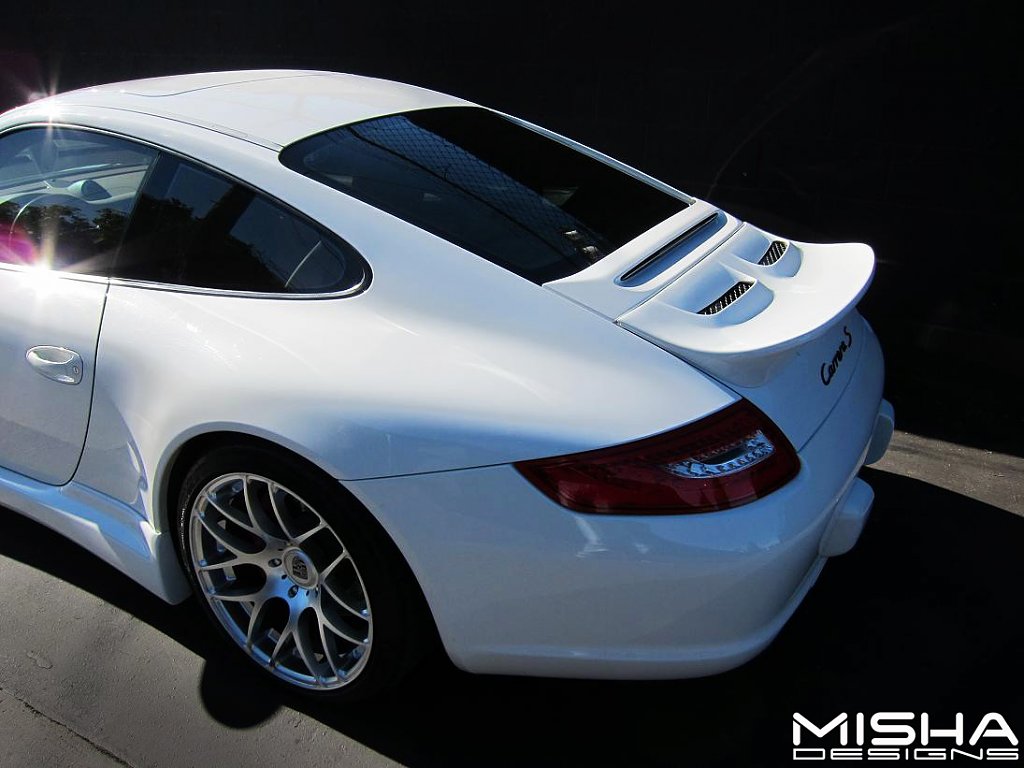 Click image for larger version

Name:	Porsche-997-ducktail-Misha-Designs-2.jpg
Views:	505
Size:	174.9 KB
ID:	230261