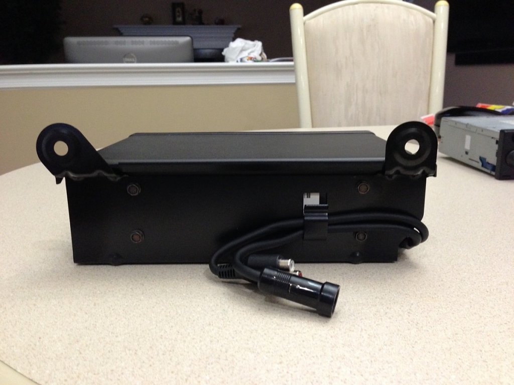 Click image for larger version

Name:	CD Changer Back.jpg
Views:	68
Size:	257.5 KB
ID:	239681