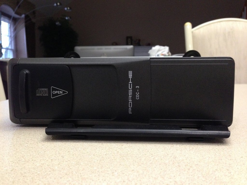 Click image for larger version

Name:	CD Changer Front Closed.jpg
Views:	72
Size:	267.7 KB
ID:	239683