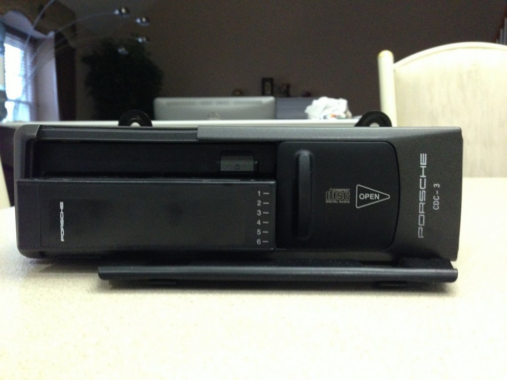Click image for larger version

Name:	CD Changer Front Open.jpg
Views:	70
Size:	229.4 KB
ID:	239684