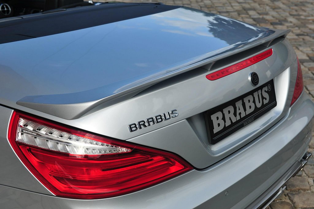 Click image for larger version

Name:	BRABUS%20SL7.jpg
Views:	219
Size:	232.9 KB
ID:	270432