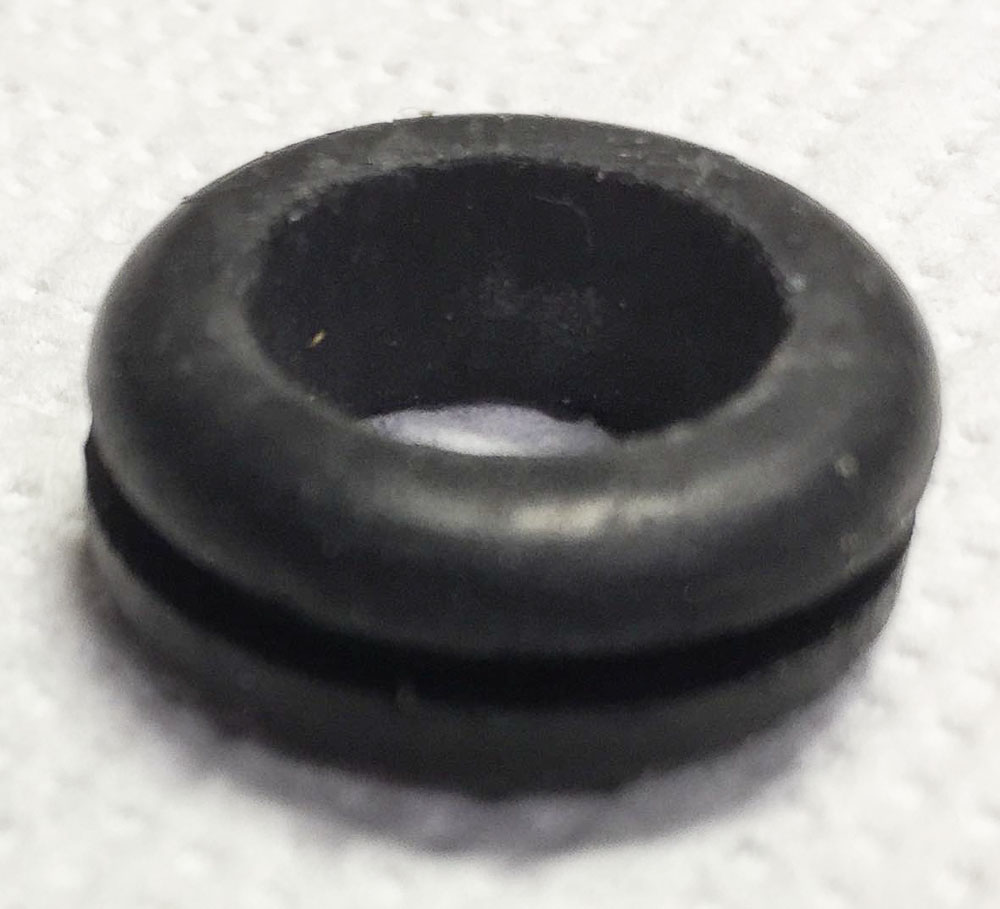 Name: Grommet.jpg
Views: 374
Size: 99.6 KB