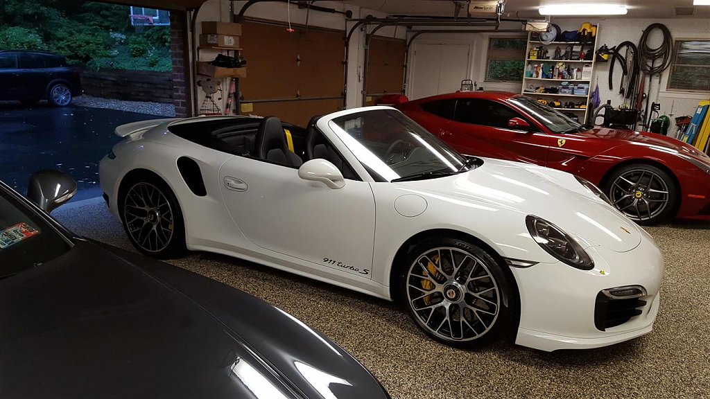 Click image for larger version

Name:	991 Turbo S Cab (1).jpg
Views:	103
Size:	177.5 KB
ID:	422576