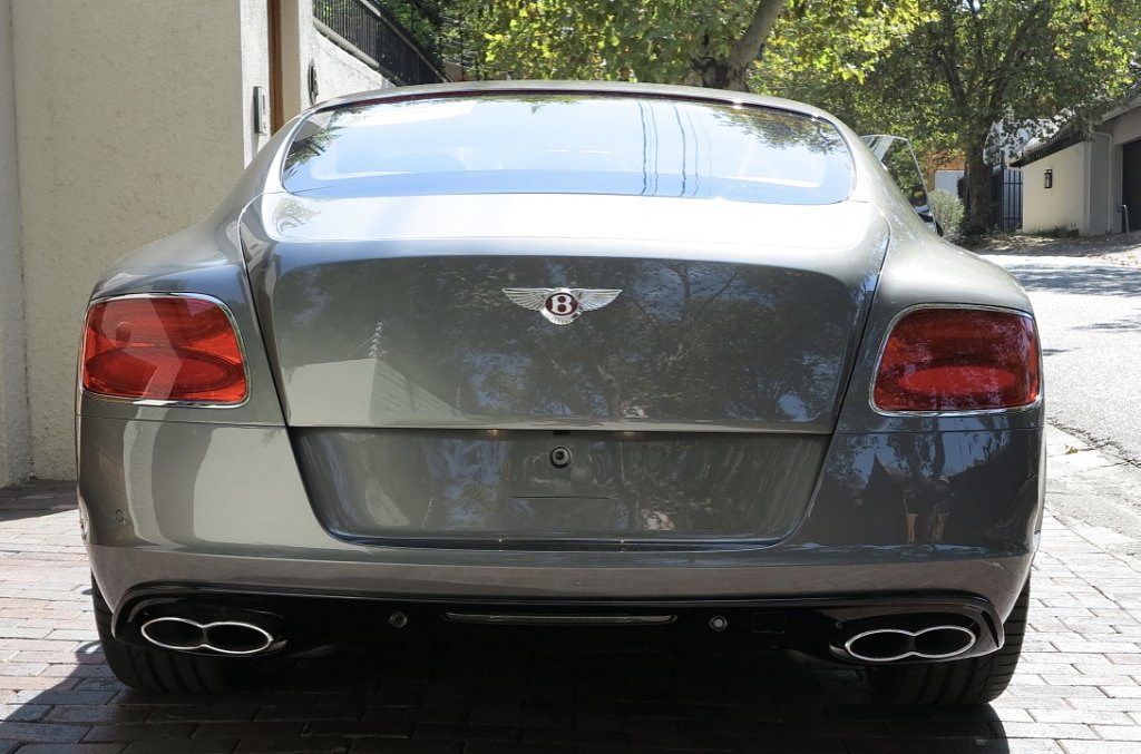 Click image for larger version

Name:	Bentley Continental GT V8s Rear.jpg
Views:	87
Size:	265.0 KB
ID:	443860