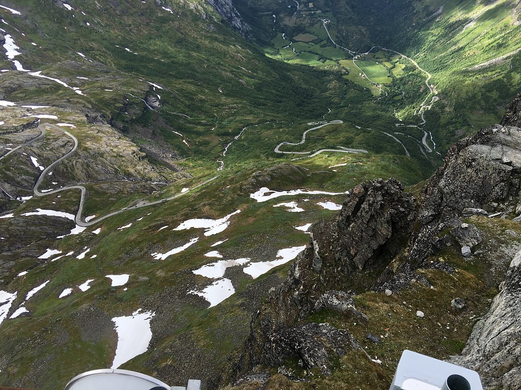 Click image for larger version

Name:	Dalsnibba ved Geiranger.jpg
Views:	133
Size:	4.32 MB
ID:	454095