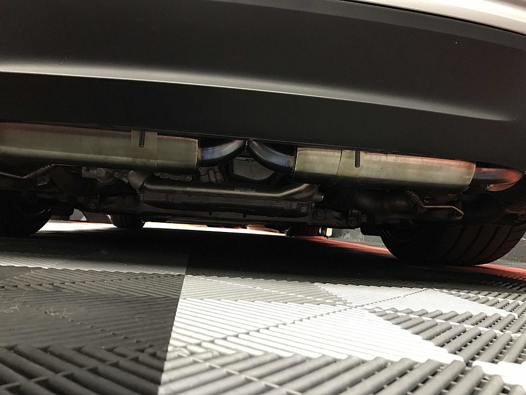 Click image for larger version

Name:	exhaust.jpg
Views:	97
Size:	434.9 KB
ID:	472619
