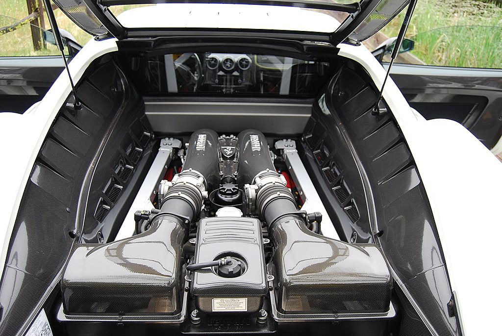 Click image for larger version

Name:	engine bay.jpg
Views:	286
Size:	400.0 KB
ID:	478463