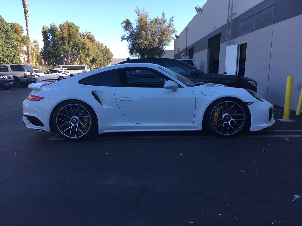 Name:  World_Motorsports_Porsche_991.2_axle_lift_assist_lowered_1.jpg
Views: 3400
Size:  169.4 KB