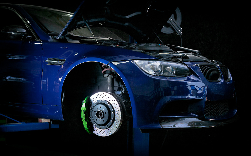 Name:  e92brembobrakes-1_zpsihlehq1w.jpg
Views: 31
Size:  245.3 KB