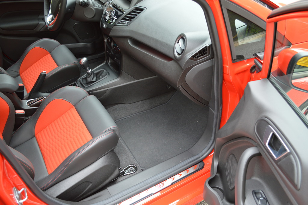 Name:  DSC_0871_zpszzmclwwe.jpg
Views: 514
Size:  254.5 KB