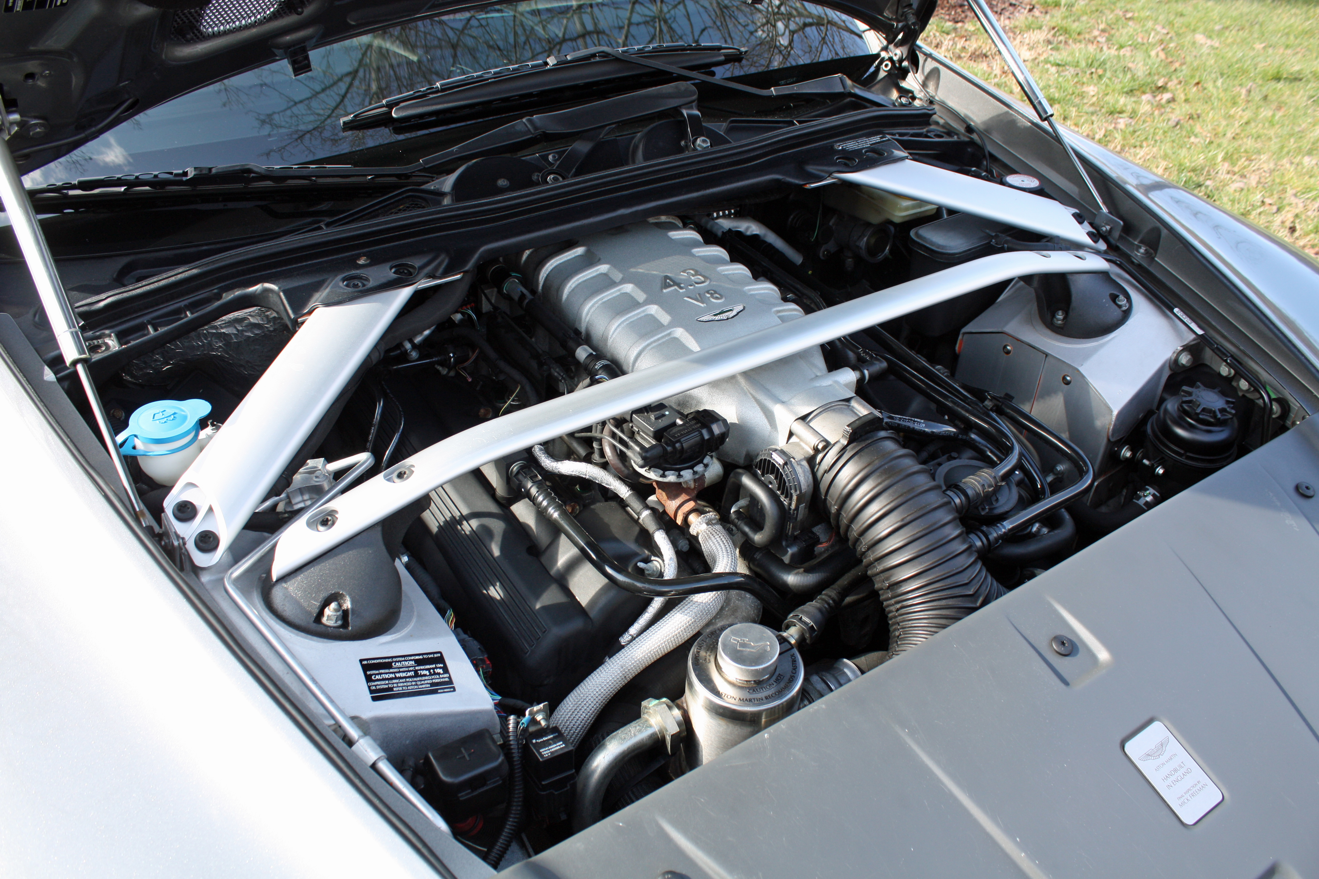 Name:  2-24-16%202007%20Aston%20V8%20Vantage%207%20sm_zpstdc2ztcq.jpg
Views: 515
Size:  5.89 MB
