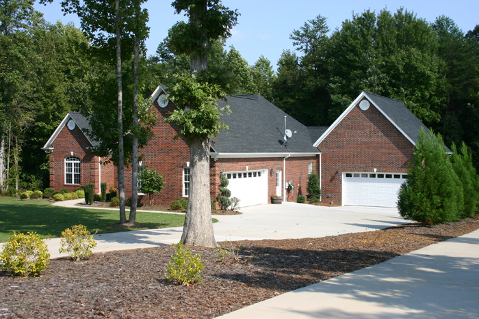 Name:  9-28-09housewithnewgaragefromrightxsm_zps88d90d1c.jpg
Views: 75
Size:  449.5 KB