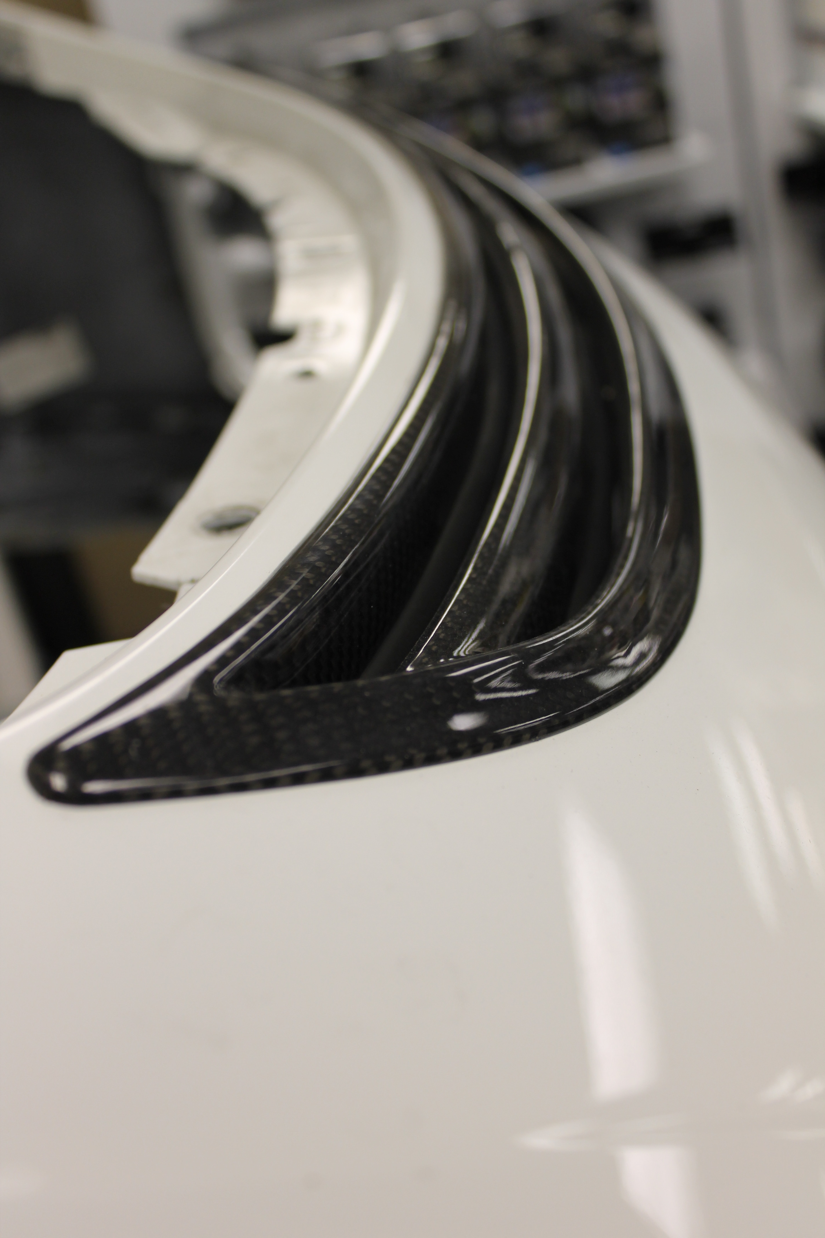 Name:  Porsche_991_turbo_front_bumper_white_techart_aerowings_Techart_air_outlet_carbon_fiber_.jpg
Views: 153
Size:  1.13 MB
