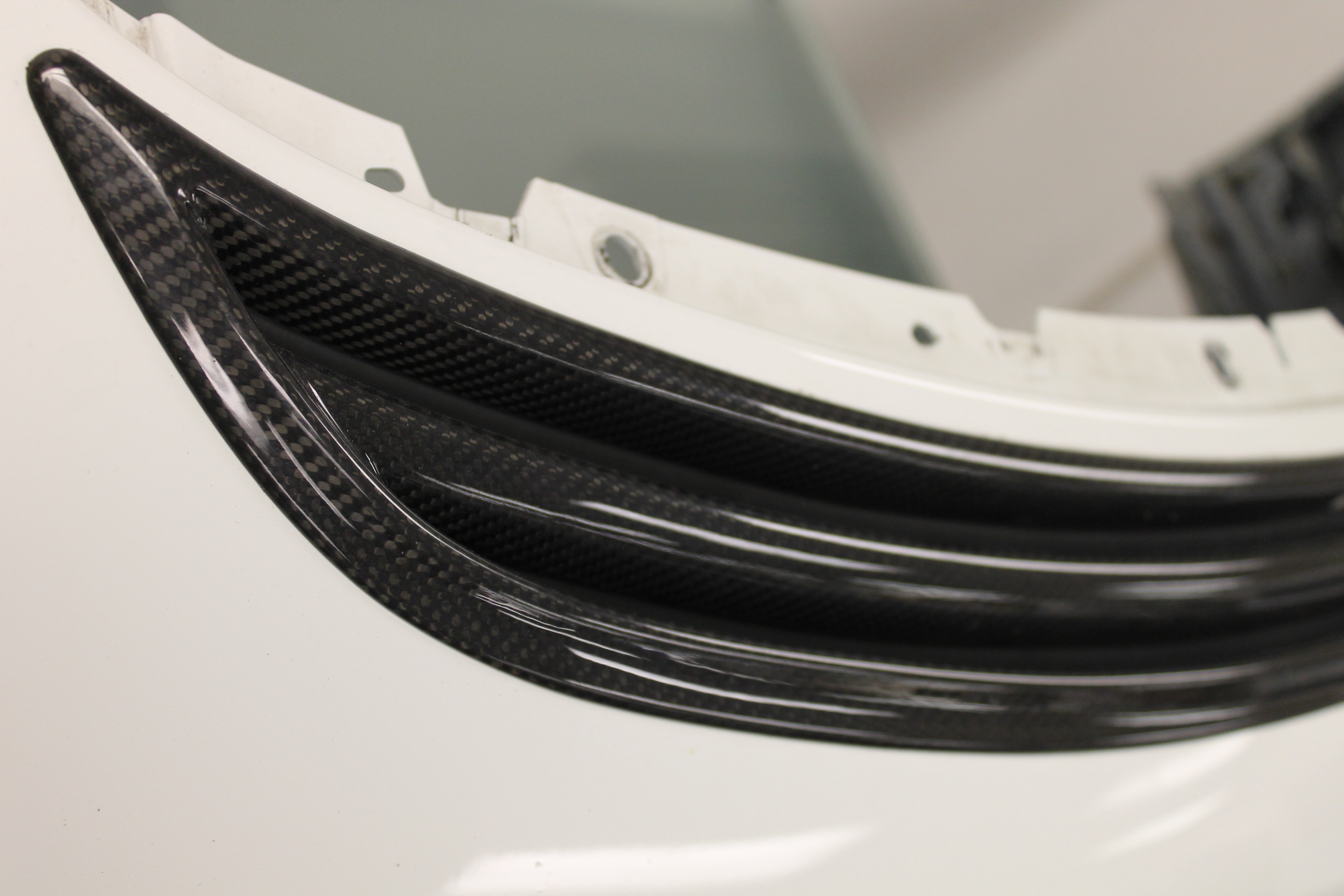 Name:  Porsche_991_turbo_front_bumper_white_techart_aerowings_Techart_air_outlet_carbon_fiber_.jpg
Views: 234
Size:  3.14 MB