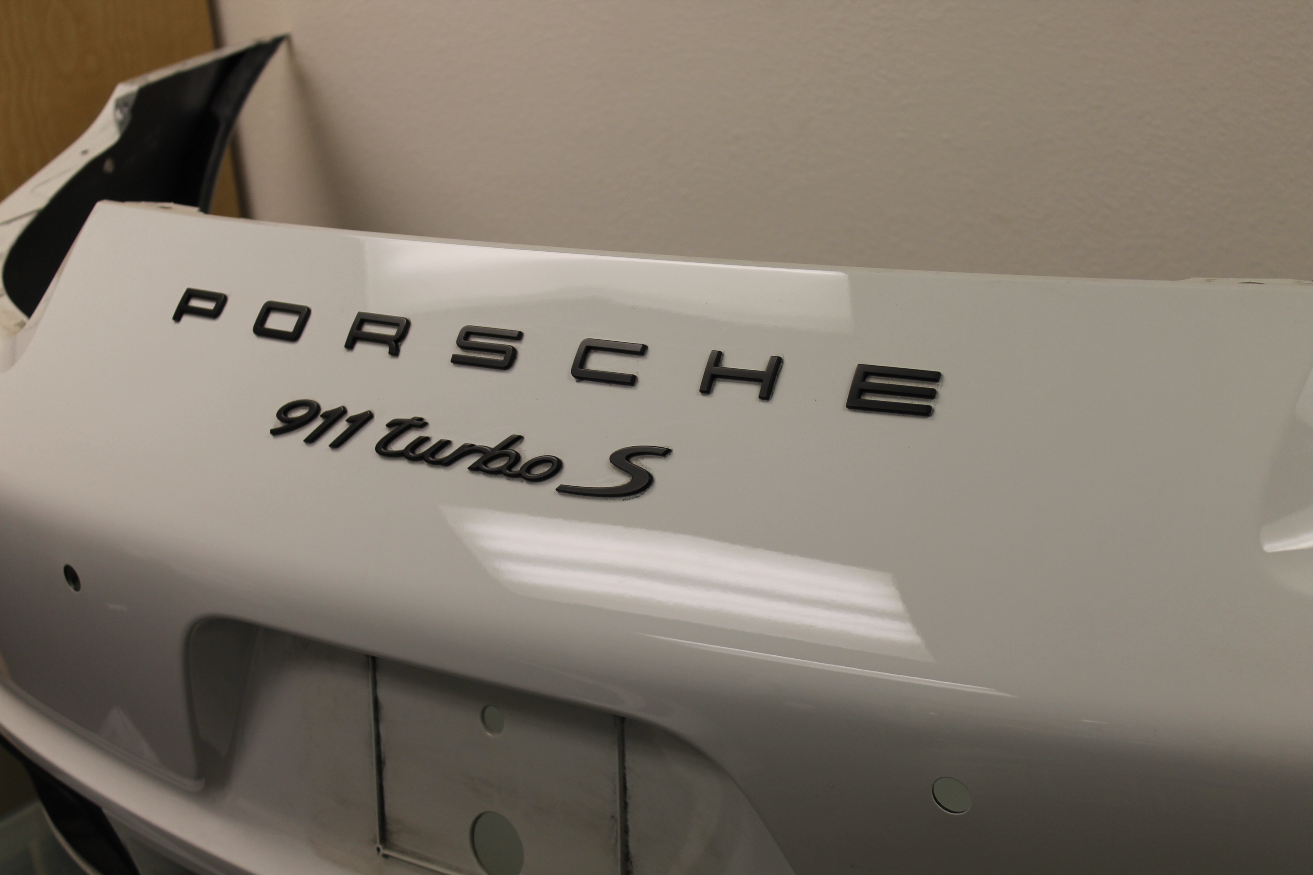 Name:  Porsche_991_turbo_s_rear_bumper_with_techart_carbon_fiber_diffuser_black_letters_matchi.jpg
Views: 245
Size:  2.82 MB