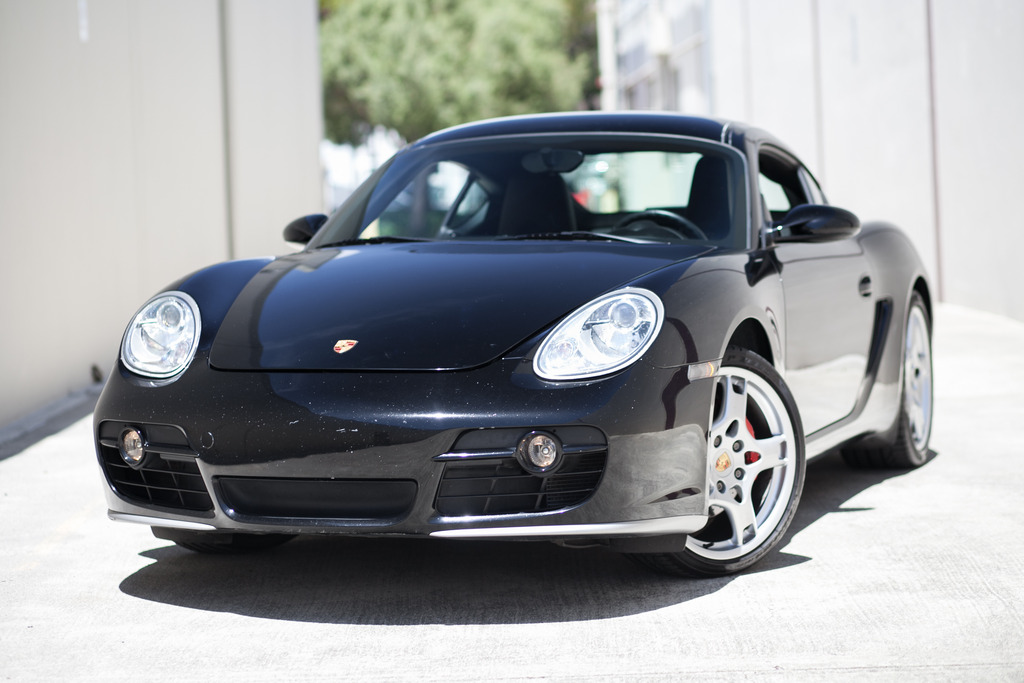 Name:  Garen%20I%20Porsche%20Cayman%20S%20Outside-1027_zpsxiu7xzkn.jpg
Views: 224
Size:  185.3 KB