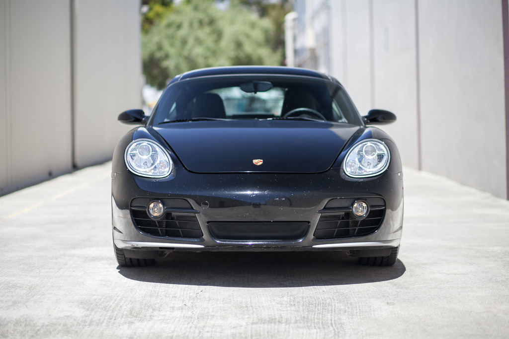 Name:  Garen%20I%20Porsche%20Cayman%20S%20Outside-1020_zpshriebfsk.jpg
Views: 131
Size:  174.7 KB