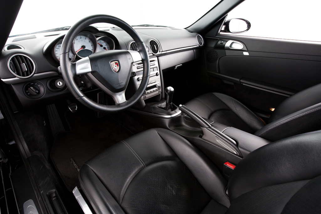 Name:  Garen%20I%20Porsche%20Cayman%20S-2_zpsxxhyadpf.jpg
Views: 114
Size:  201.2 KB