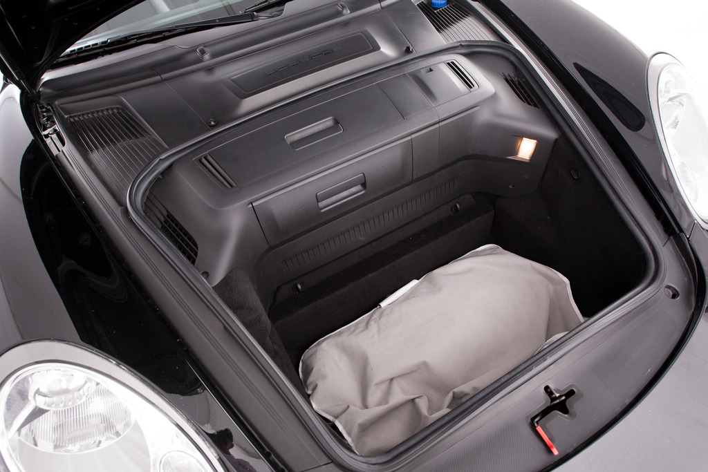Name:  Garen%20I%20Porsche%20Cayman%20S-9_zpsvuxxd99m.jpg
Views: 112
Size:  230.5 KB