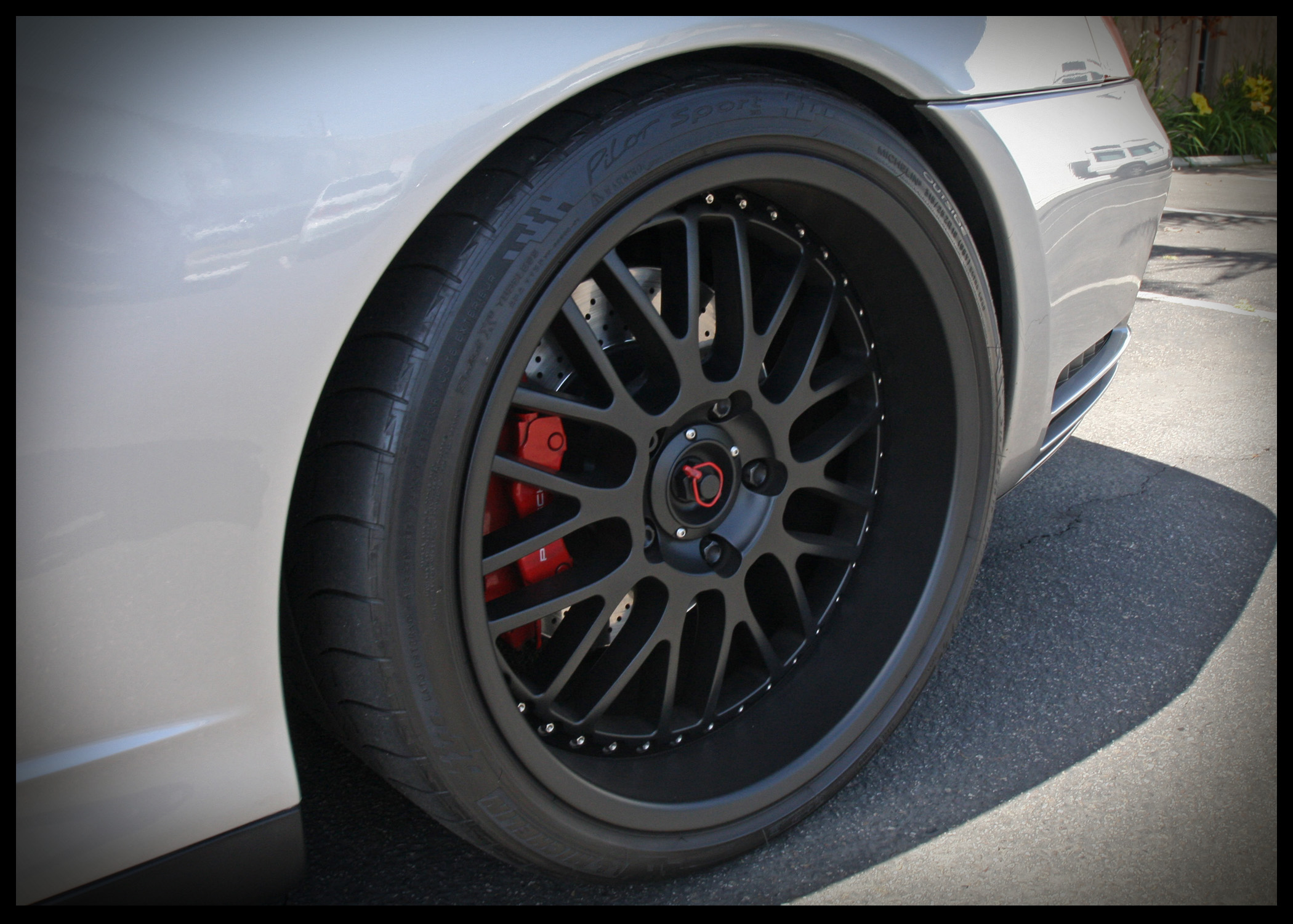 Name:  2002_C4S_rearwheel2.jpg
Views: 504
Size:  631.7 KB