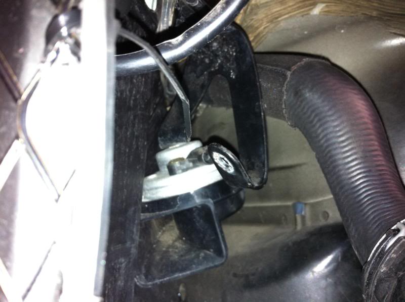 Name:  Hornbracketreinstalled.jpg
Views: 3474
Size:  49.3 KB