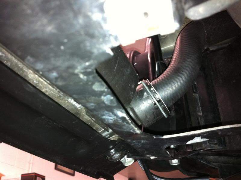 Name:  PassengerSideWaterLineFit-1.jpg
Views: 3450
Size:  48.0 KB