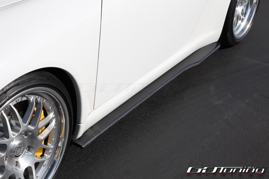 Name:  997_SideDiffuser_GT3_Install-6868.jpg
Views: 941
Size:  83.8 KB