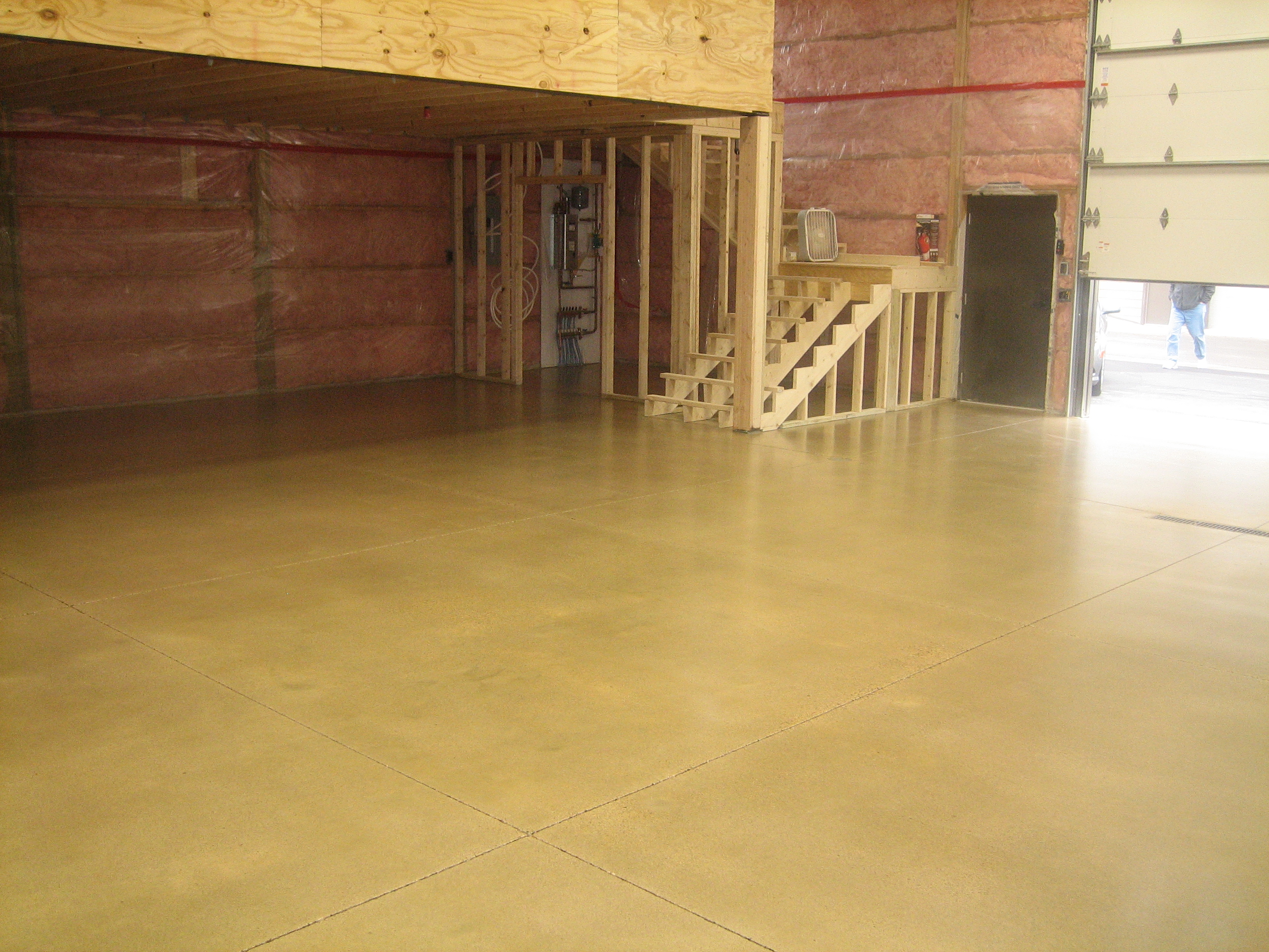 Name:  MotorplexFloor2.jpg
Views: 2440
Size:  2.57 MB