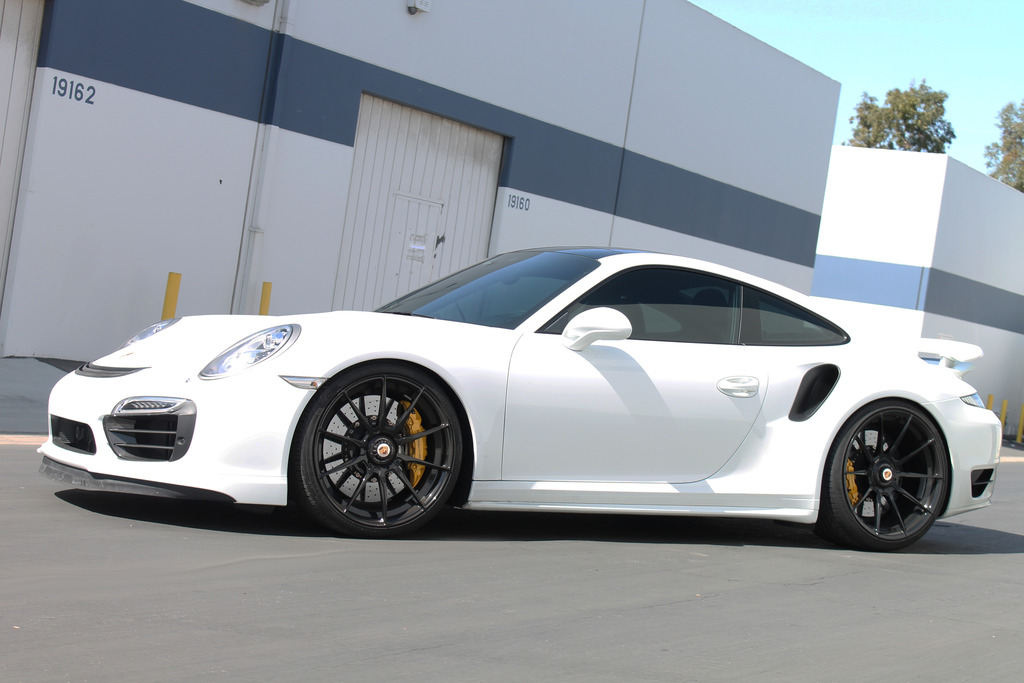 Name:  PorscheSide.jpg
Views: 979
Size:  156.3 KB