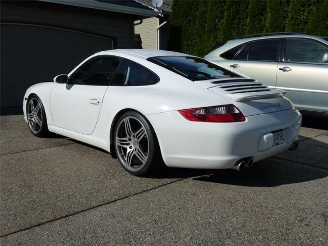 Name:  911rear_zpsa5218355.jpg
Views: 1555
Size:  49.7 KB
