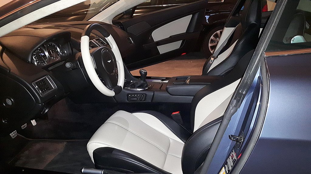 Click image for larger version

Name:	interior.jpg
Views:	155
Size:	319.7 KB
ID:	517623