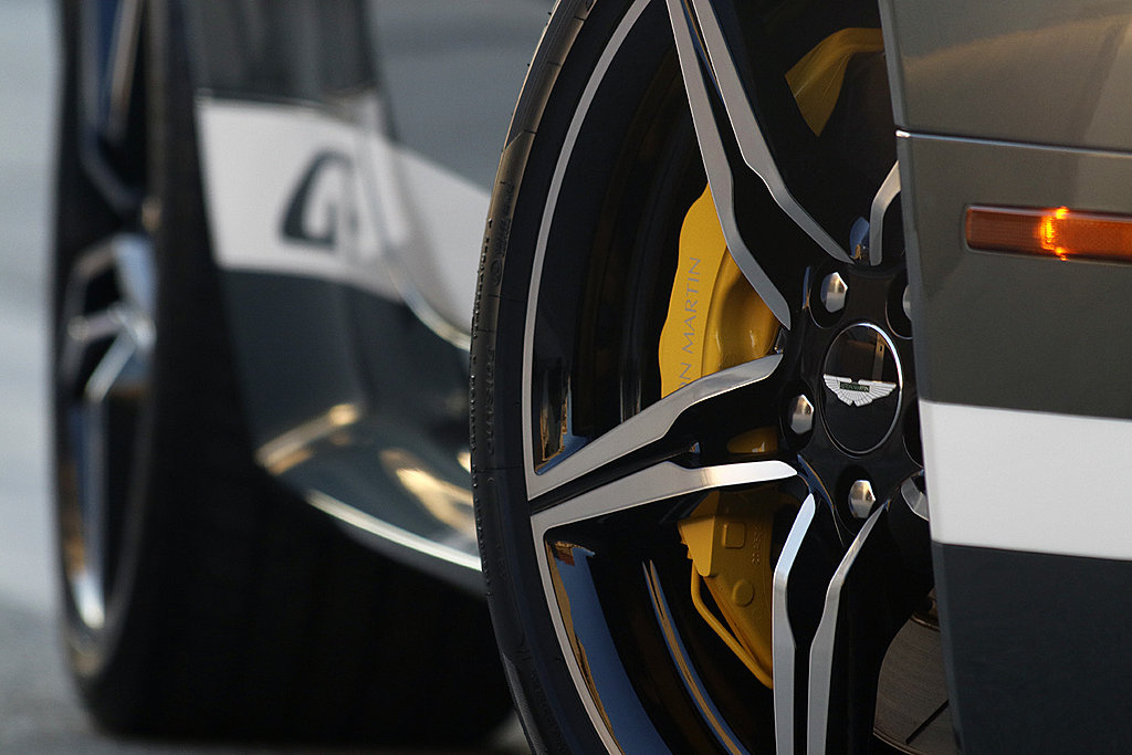 Click image for larger version

Name:	2016 Aston Martin Vantage GT wheel.jpg
Views:	254
Size:	248.6 KB
ID:	518587