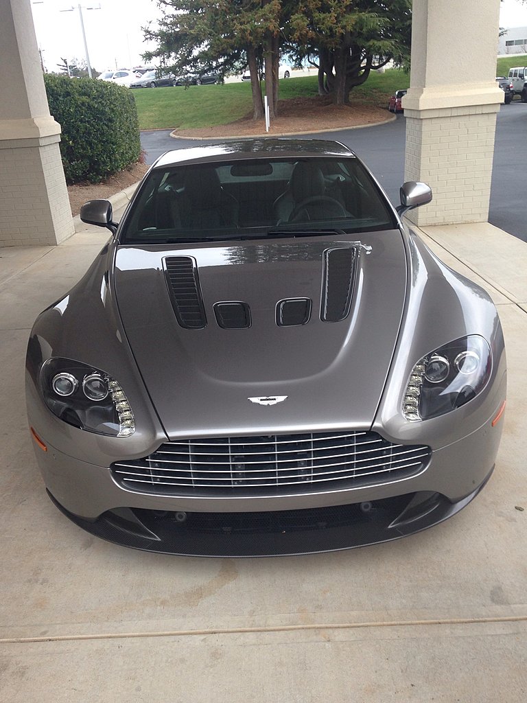 Click image for larger version

Name:	V12Vantagepic1.jpg
Views:	81
Size:	678.6 KB
ID:	518729