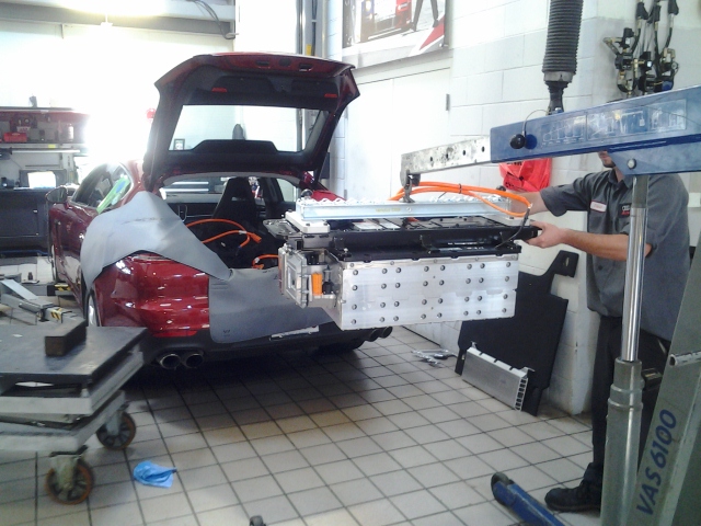 Name:  c323UTi.jpg
Views: 283
Size:  170.9 KB