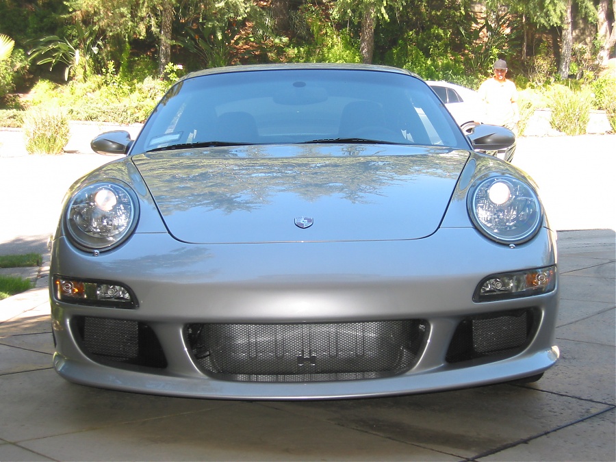 Any pics of grill inserts on a 997? - 6SpeedOnline - Porsche Forum and  Luxury Car Resource