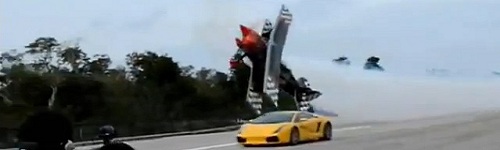 Stunt Plane Gets Up Close and Personal With Gallardo
