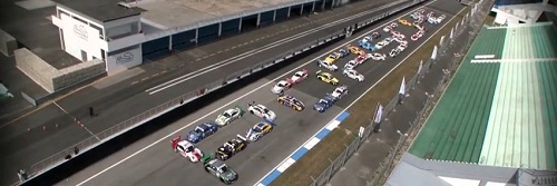 48 GT3 Cup Cars Spell Out Porsche on the Straight at Estoril
